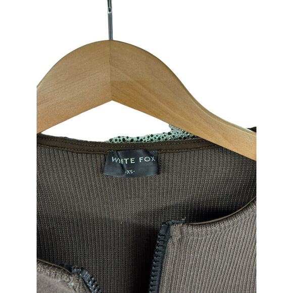 White Fox The Real Thing Brown Ribbed Double Zipper Cropped Sweater Womens XS - Picture 2 of 7